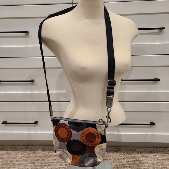 Coach sling bag or crossbody - Picture 2 of 8